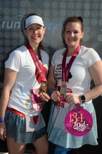 WDWRUNDISNEY_WDWMARAHALFMEDALBACKDROP13_20170226_398267054800