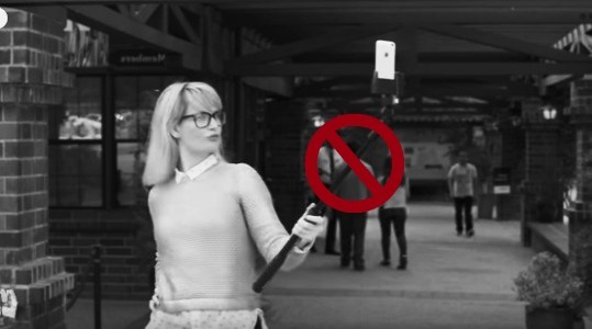 Selfie-Sticks and Other Items Banned from Disney Parks