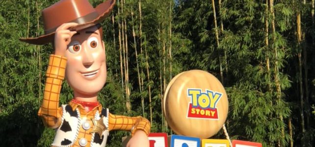 Early Morning Magic – Toy Story Land