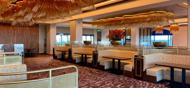 Topolino’s Terrace Character Breakfast Dining Review